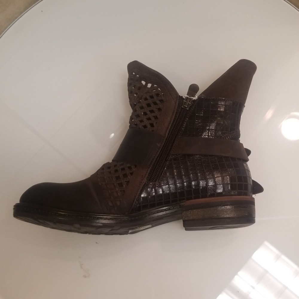 Leather Boots - Picture 2 of 2